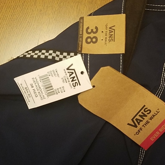 New Vans everride nylon shorts size 38 regular - Picture 3 of 3